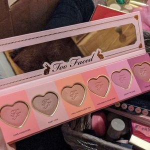 Too Faced love flush palette